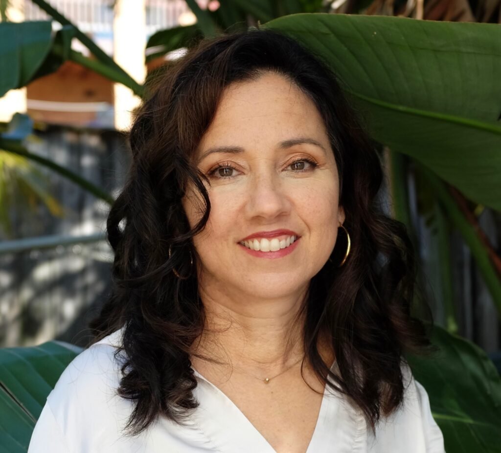 Mairelys Kennaway, Clinical Hypnotherapist